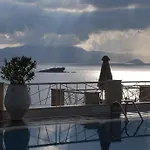 Cape & Hotel