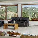 Cape & Kanapitsa (Skiathos)