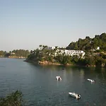 Cape & Hotel