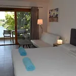 Cape & Hotel Kanapitsa (Skiathos)