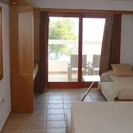 Cape & Hotel Kanapitsa (Skiathos)