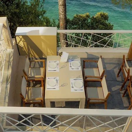 Cape & Kanapitsa (Skiathos)