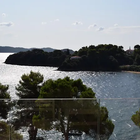 Cape & 5* Kanapitsa (Skiathos)