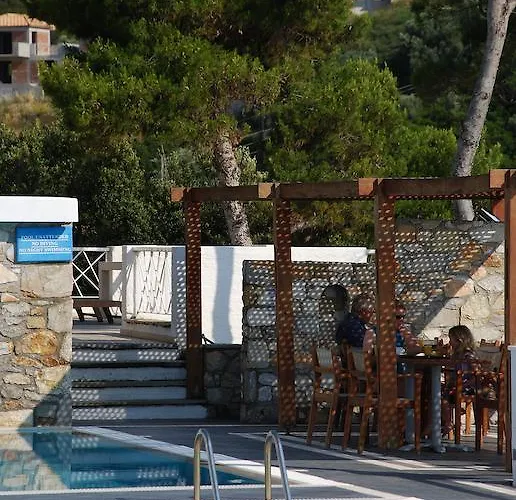 Cape & 5* Kanapitsa (Skiathos)