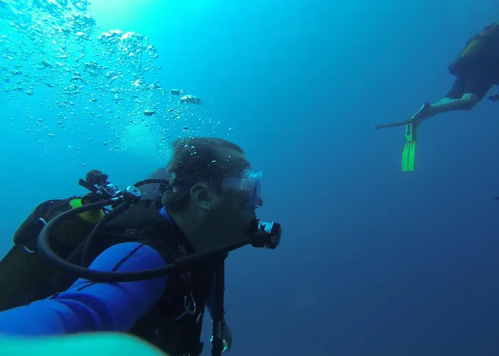 Cape & Kanapitsa (Skiathos)